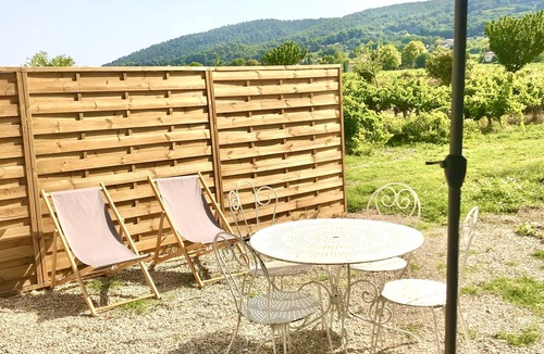 Seguret Cottage | Gîte au Château Jonquier 2