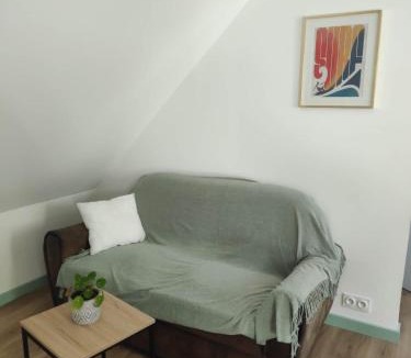 Bricquebec-en-Cotentin Apartment | Gîte au fil de l eau