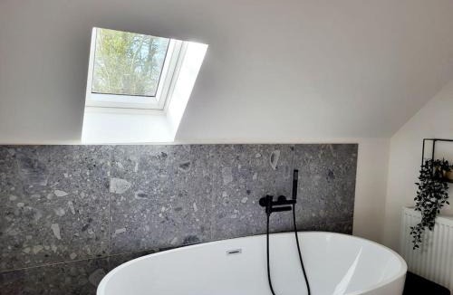 Mandres House | Gîte au Haras d'Agathe et ses princes