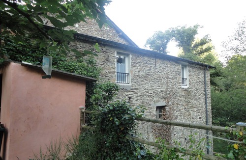 Naucelle House | Gîte au Moulin (Loft) Pets welcome!