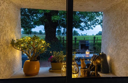 Bouzille House | Gîte "au petit bonheur"