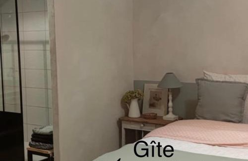 Chateldon House | Gîte Au petit bonheur