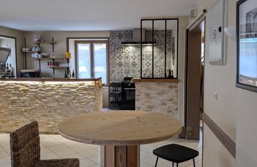 Saint-Igny-de-Vers House | Gîte Auberge des Petits