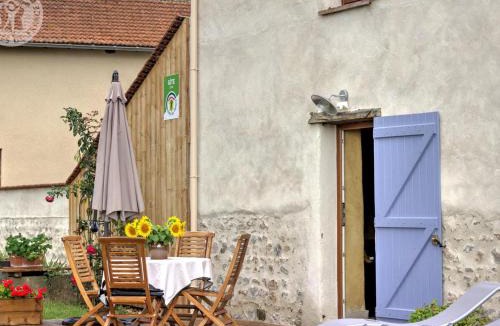 Dance House | Gîte Authentique avec Internet Très Haut Débit à Amions-Vézelin - FR-1-496-226