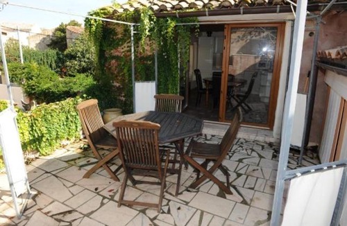 Capestang House | Gîte aux Berges du Canal