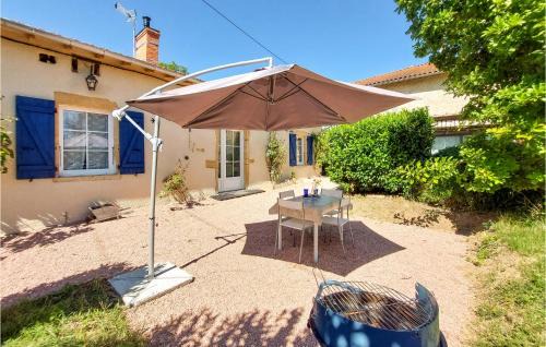 Pouilly-sous-Charlieu House | Gîte Aux Hirondelles