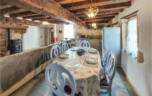 Pouilly-sous-Charlieu House | Gîte Aux Hirondelles