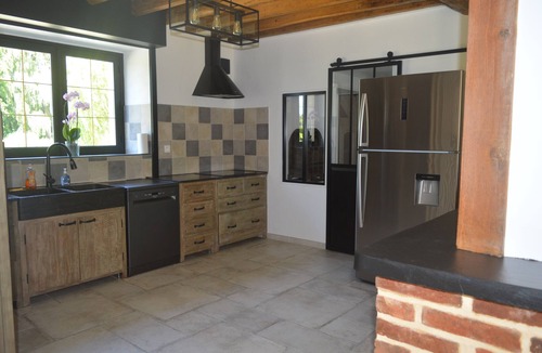 Coulimer House | GÎTE AUX PETITS BONHEURS sleeps 15 + games room