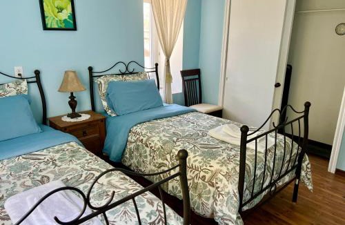 Saint-Jean-des-Piles Bed & Breakfast | Gîte Aux Traditions