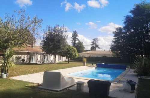 Illats House | Gîte ave Piscine