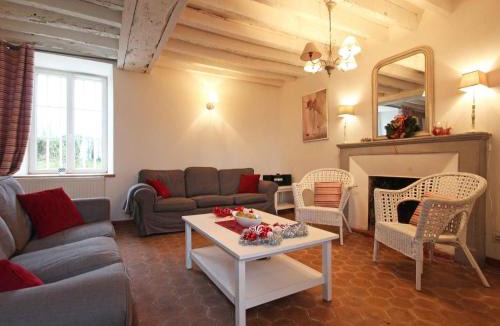 Coulonges-sur-Sarthe House | Gîte avec charme historique, 5 chambres, vaste jardin - FR-1-497-118