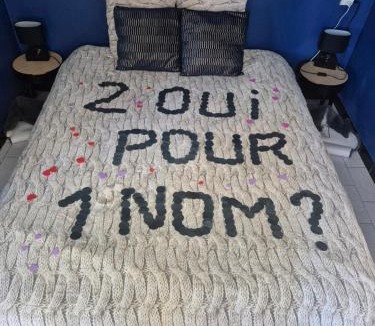 Solre-le-Chateau Apartment | Gîte avec jacuzzi privatif