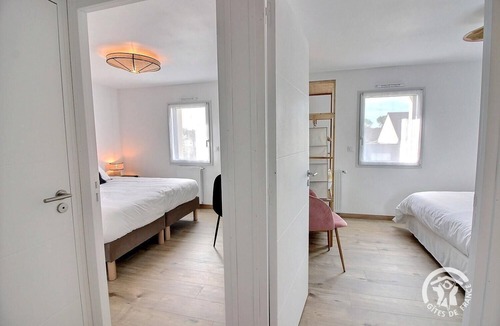 Lancieux House | Gîte Avec Jacuzzi 8 Personnes