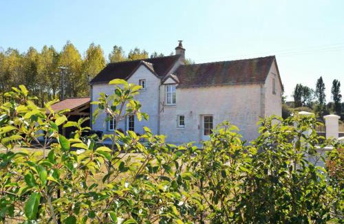 Rilly-sur-Vienne House | Gîte avec jardin clôturé et poêle à bois en Touraine - FR-1-381-481