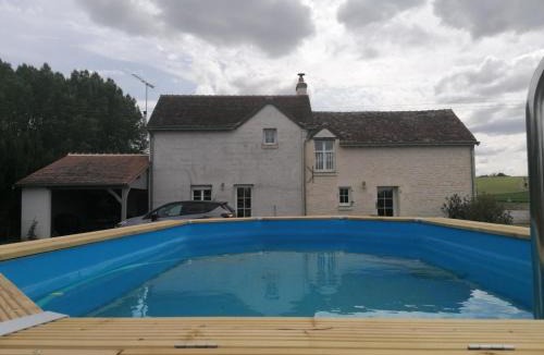 Rilly-sur-Vienne House | Gîte avec jardin clôturé et poêle à bois en Touraine - FR-1-381-481