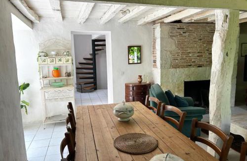 Beauville House | Gîte avec piscine calme absolu, idéal familles amis au cœur du Sud-Ouest
