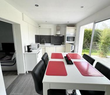 Eperlecques House | Gîte avec Piscine Couverte , Chauffée et jaccuzi