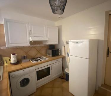 Buzignargues House | Gîte avec piscine et climatisation