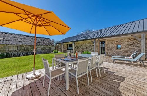 Plouguerneau House | Gîte avec piscine privée chauffée