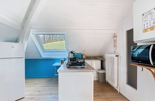 Saint-Laurent-du-Pont Apartment | Gîte "belle Chartreuse"- Très Belle vue - Terrasse et Jardin