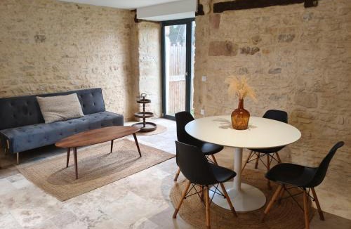 Archignac House | Gîte bois rouge