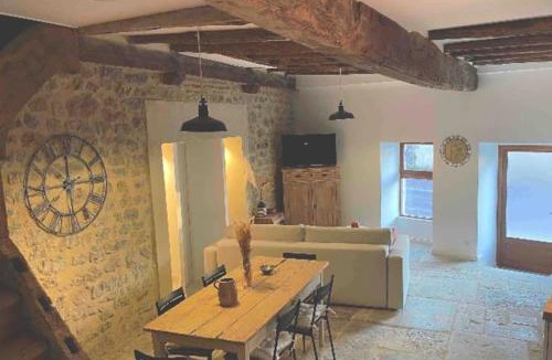 Semur-en-Auxois House | Gîte bourguignon premium