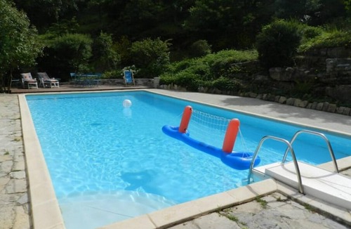 Cros House | Gîte Cévennes: Piscine, Lamas, Rivière