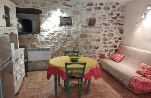 Vagnas Apartment | Gîte Côté Sud