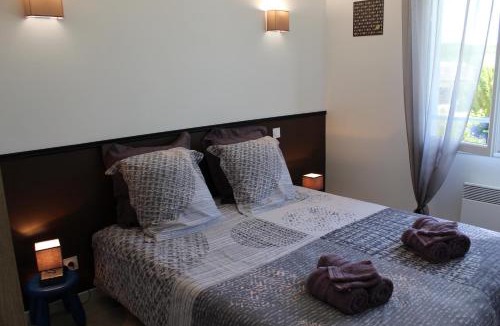 Puycornet Apartment | gîte côté vallée