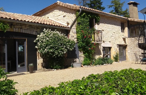 Saint-Antonin Noble Val Apartment | Gîte Cappuccino in a Quercy stone house