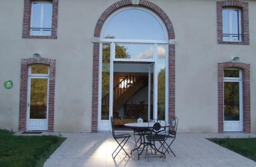 Ouzouer-sur-Trezee House | Gîte calme en forêt, proche Gien, 3 chambres et 2 salles d'eau - FR-1-590-555