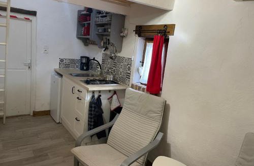 Montjay Apartment | Gîte Camping les Arbois