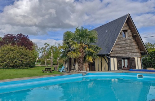 Fatouville-Grestain House | Gîte Cannelle for 2, near Honfleur with pool