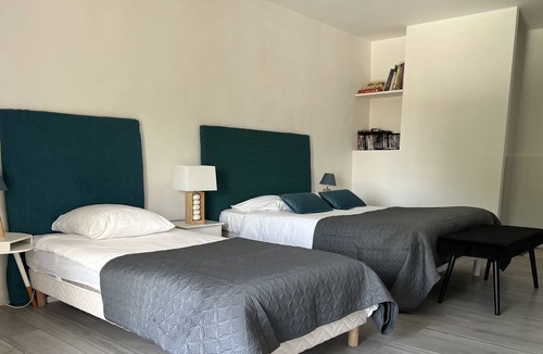 Prehy House | Gîte Celine et Frederic Gueguen