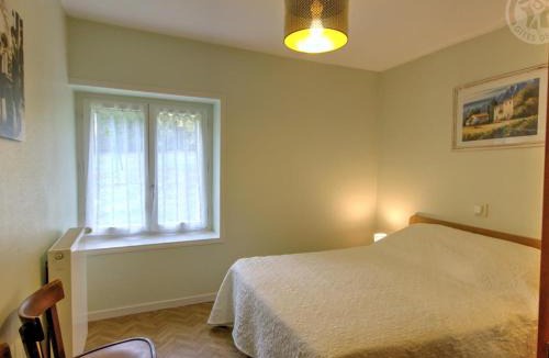 Saint-Didier-sur-Rochefort House | Gîte charmant à Saint-Didier-sur-Rochefort, animaux acceptés, idéal pour 4 personnes - FR-1-496-12