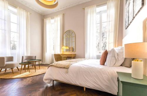 Saint-Etienne-de-Montluc House | Gîte Charmant au Château - Wifi & Parking Inclus - FR-1-306-1329