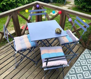 Saint-Andre-d'Hebertot Ski Chalet | Gîte chalet bleu soleil