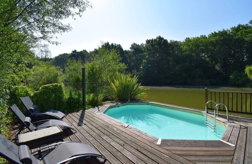 Gueyze Ski Chalet | Gîte chalet insolite avec piscine et lac pêche - proche des Landes