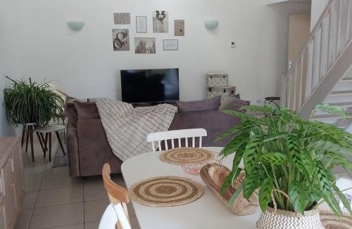 Nouaille-Maupertuis House | Gîte chaleureux le Petit Mauze