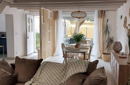 Nouaille-Maupertuis House | Gîte chaleureux le Petit Mauze