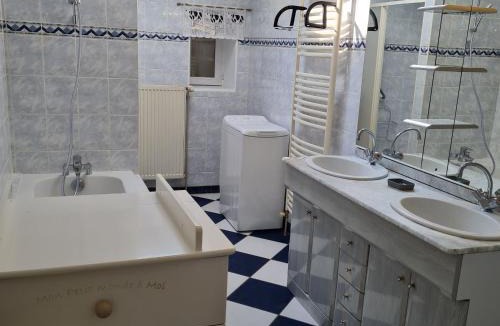 Franconville House | Gîte chaleureux sur une ferme en activité près de Nancy, idéal balades et proche commerces - FR-1-584-181