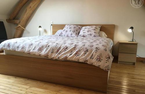 Leval House | Gîte champêtre avec cuisine équipée, WIFI et grande cour privée - FR-1-510-175