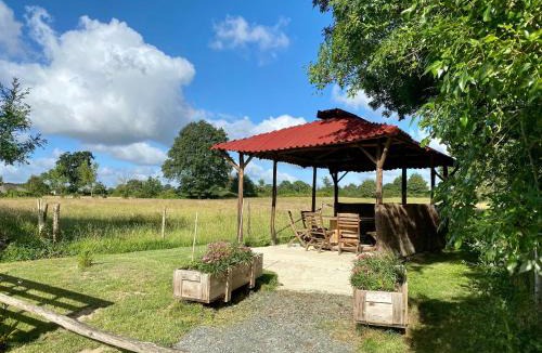 Frossay House | Gîte champêtre rénové avec terrasse & équipements, proche Pornic - animaux acceptés - FR-1-306-1027