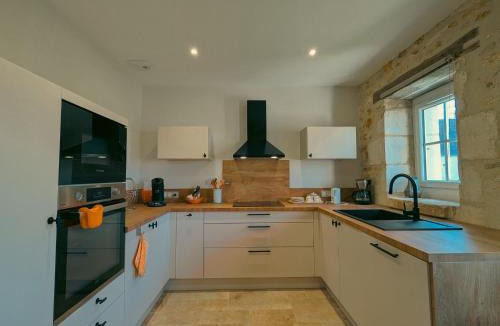 Ardentes House | Gîte charmant avec parking, animaux acceptés, près du Château de Clavières - FR-1-591-718