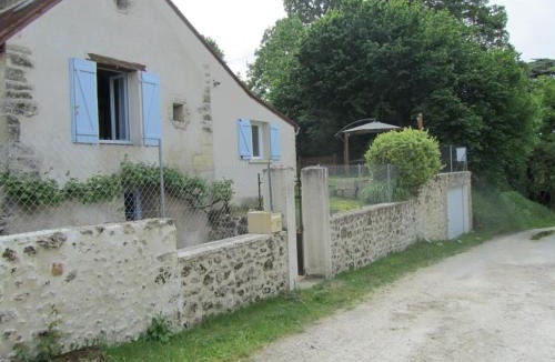 Montlouis-sur-Loire House | Gîte charmant près de Tours, jardin clos, idéal pour familles - FR-1-381-95