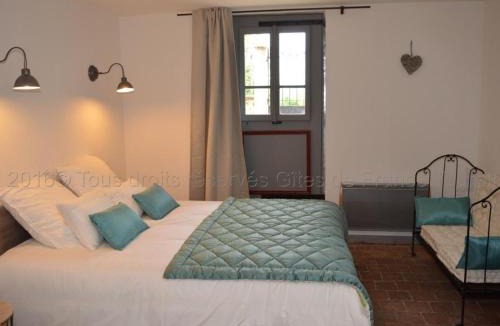Montlouis-sur-Loire House | Gîte charmant près de Tours, jardin clos, idéal pour familles - FR-1-381-95