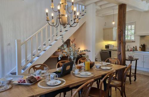 Saint-Haon-le-Chatel House | Gîte Charme et Confort à Saint-Haon-le-Châtel, Animaux admis - FR-1-496-371