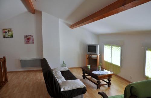 Villeneuve-Lecussan House | Gîte Chez ANTONIN