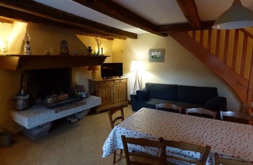 Fraissinet-de-Lozere House | Gîte chez Sylvie - La Brousse - Pied du Mont Lozère