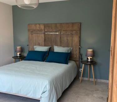 Saint-Front-la-Riviere House | Gîte Chez Marcel & Marthe